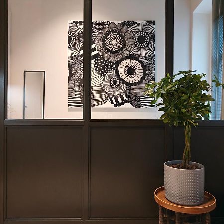 Design Studio In Kamppi Appartement Helsinki Buitenkant foto