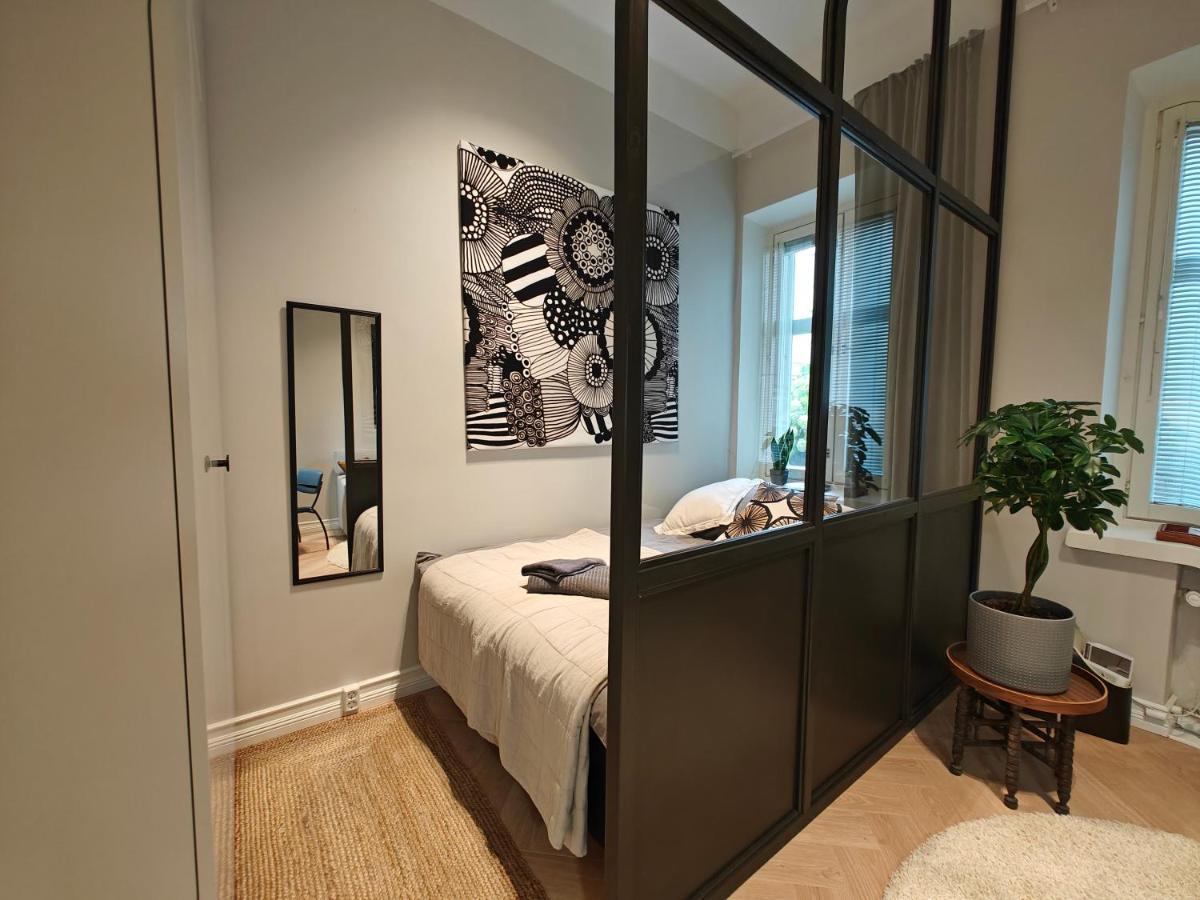 Design Studio In Kamppi Appartement Helsinki Buitenkant foto